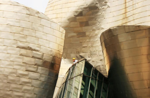 imagen_Guggenheim_Gehry_Aima_Blog_Arquitectura_documental_Gehrys_Vertigo_3.jpg Guggenheim Gehry Aima blog arquitectura documental Vertigo