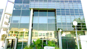 Licencias apertura actividad obra Madrid oficinas Stock Uno